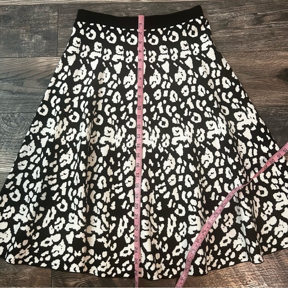 NWT Black & White Leopard Print Skirt Philosophy Pull On Stretch Knit Women’s S - Picture 2 of 4
